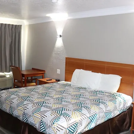 Motel 6-Alvin, TX